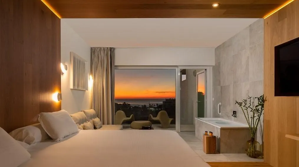 Leiro Residences Fuengirola Hotel