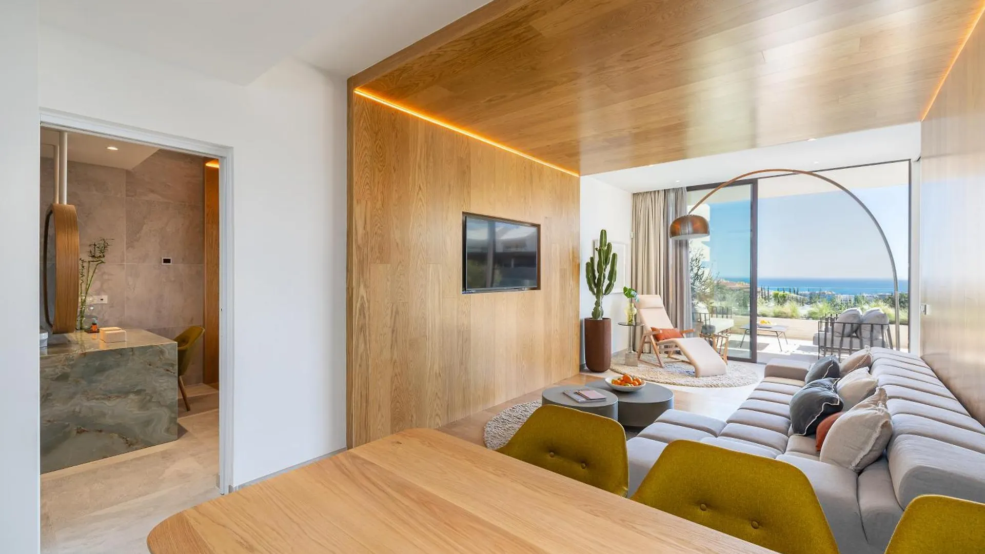 Leiro Residences Fuengirola Hotel