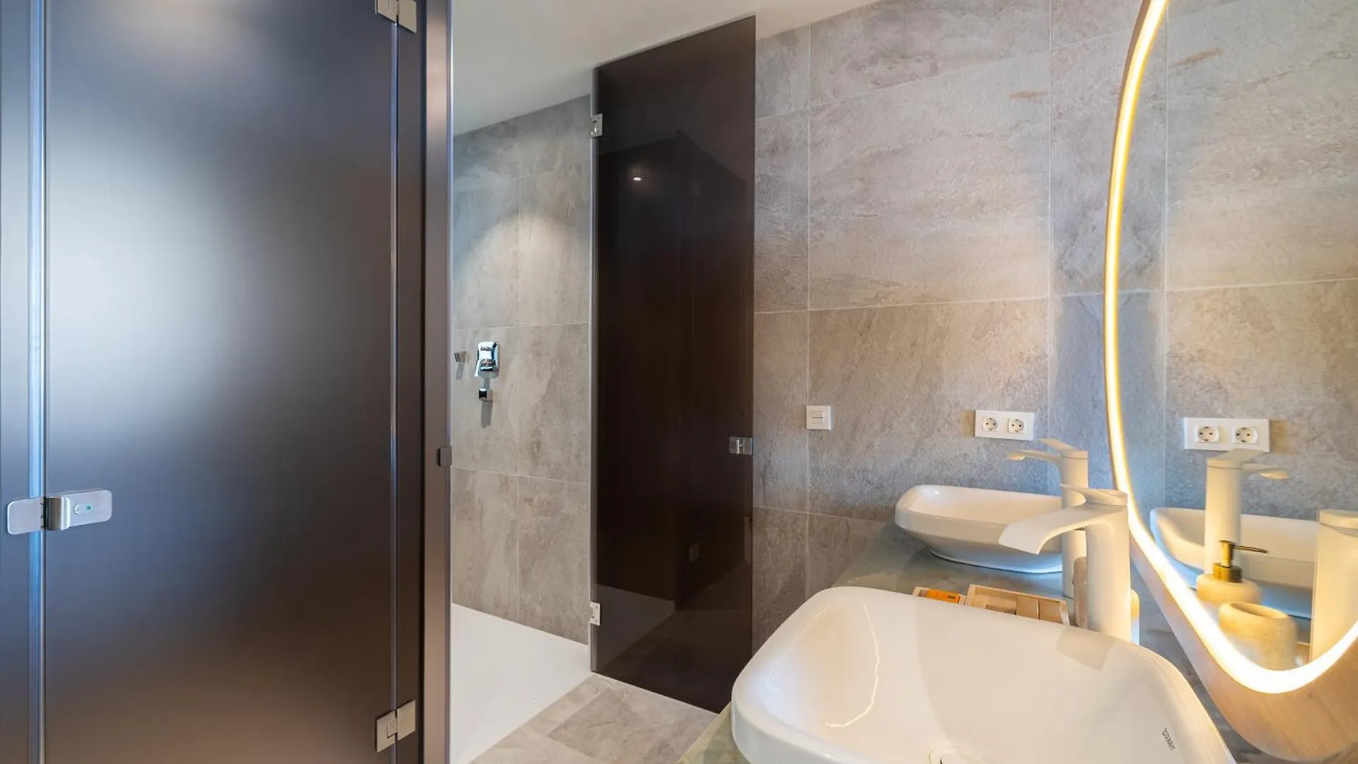 Leiro Residences Fuengirola Spain