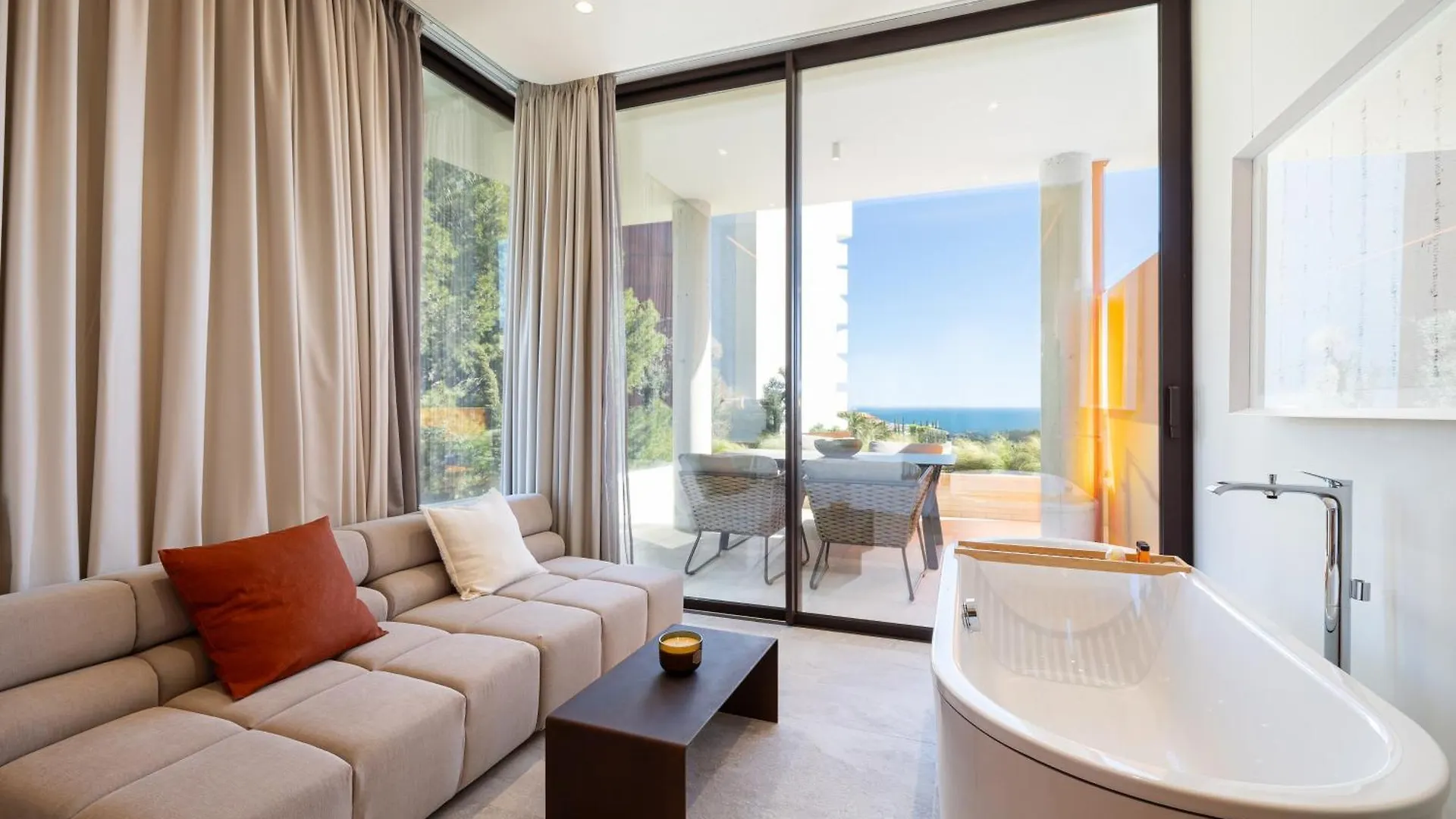*****  Leiro Residences - Preferred Hotels & Resorts Fuengirola Hiszpania